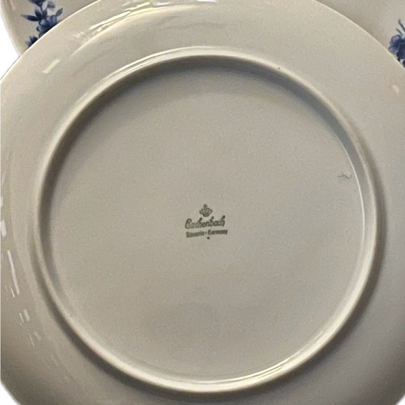 Blue Floral Dinnerware Set - Picture 2 of 5
